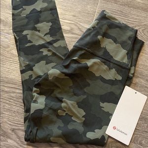 Lululemon Align HR pant 28” size 6